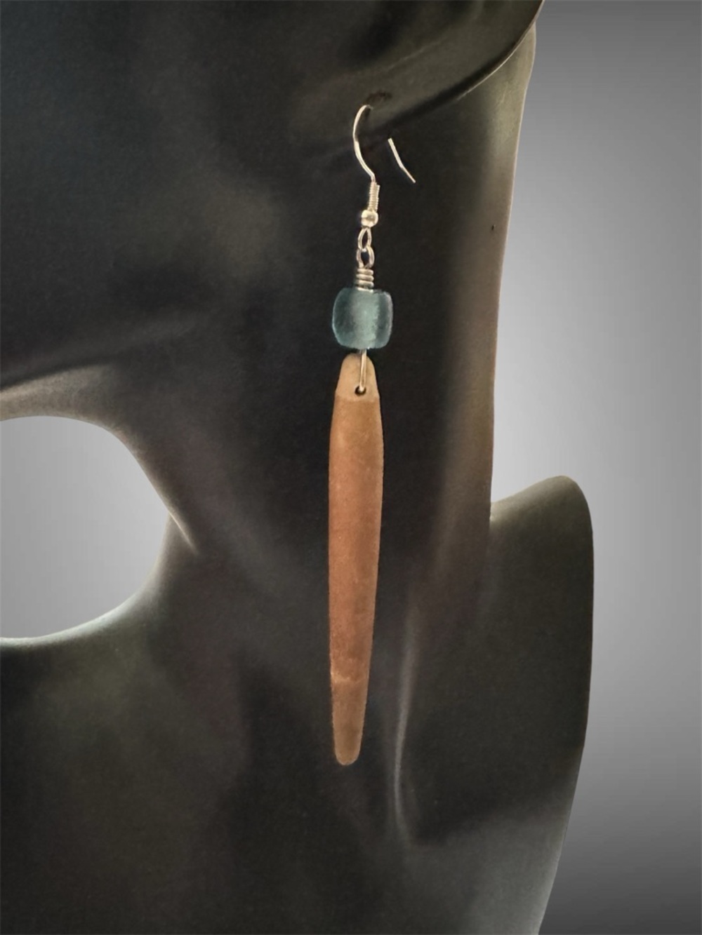 WANA (SEA URCHIN) SPIKE EARRINGS - Picture 4 of 7